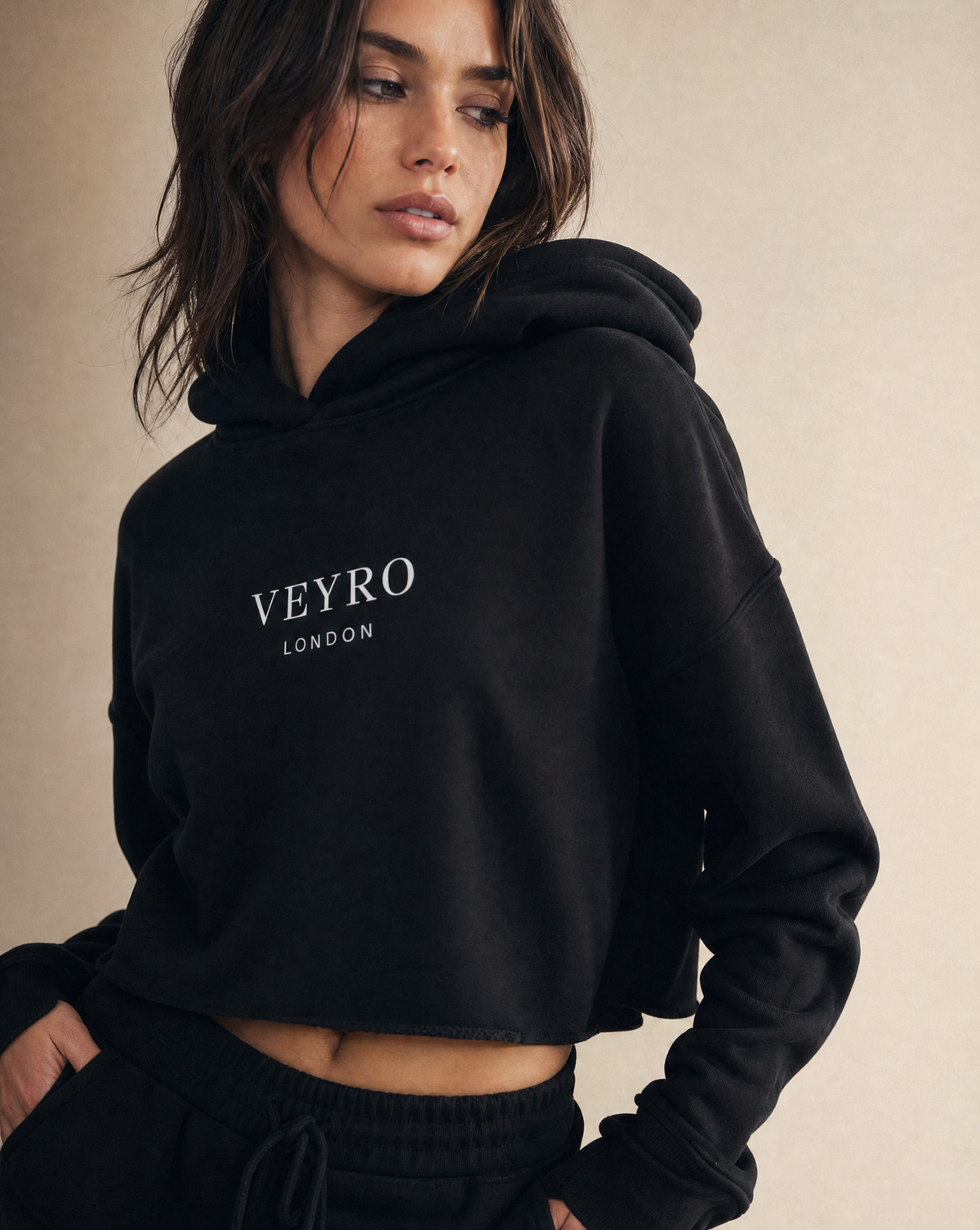 VEYRO CORE Women’s Crop Hoodie